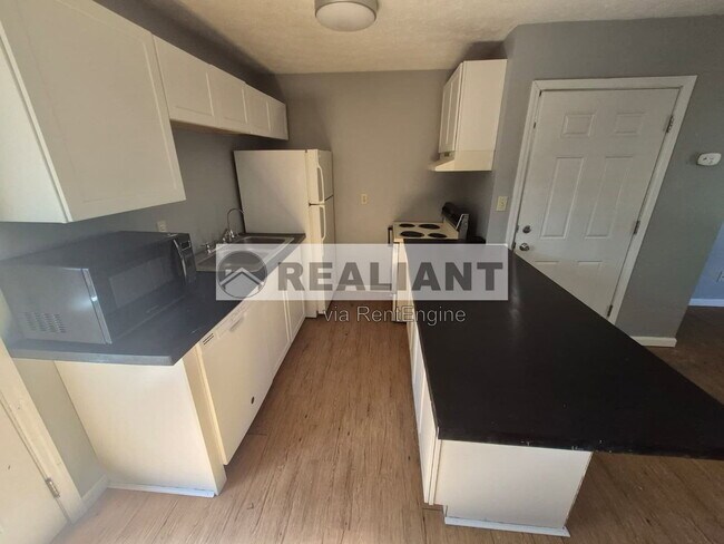 Photo - 105 Williams St Unit Apartment 3