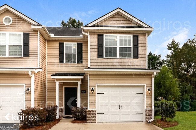 Building Photo - 707 Ferguson Ln