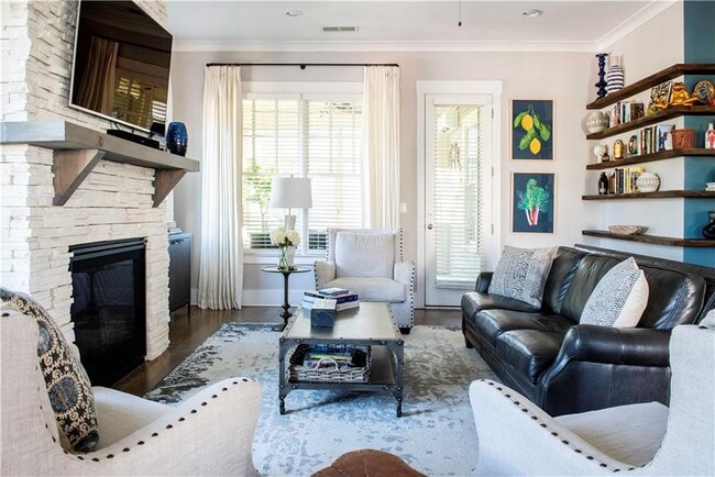 Photo - 1351 Booth Ave NW