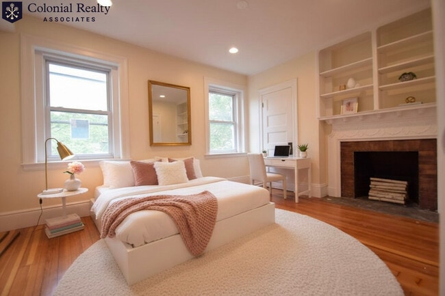Photo - 1616 Beacon St Unit 2