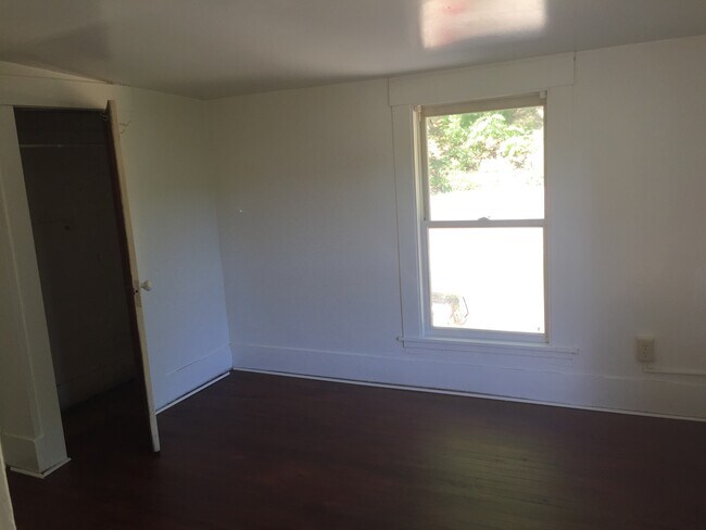 Photo - 120 Main St.