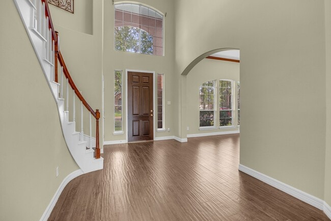 Photo - 2919 Silverbit Trail Ln