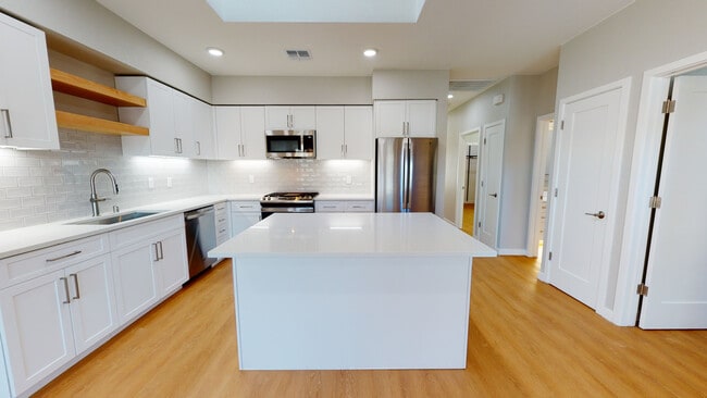 Photo - 3450 The Alameda