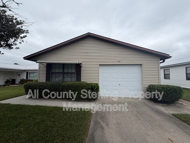166 SE Jenese Way