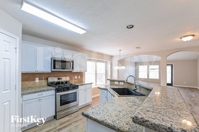 Photo - 18126 Hillock Glen Ln