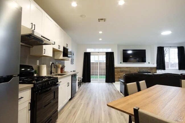 Photo - 5156 Woodward Ln