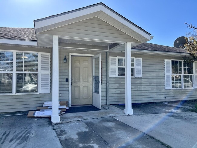 Building Photo - 1735 Jimmy Carter Dr Rental