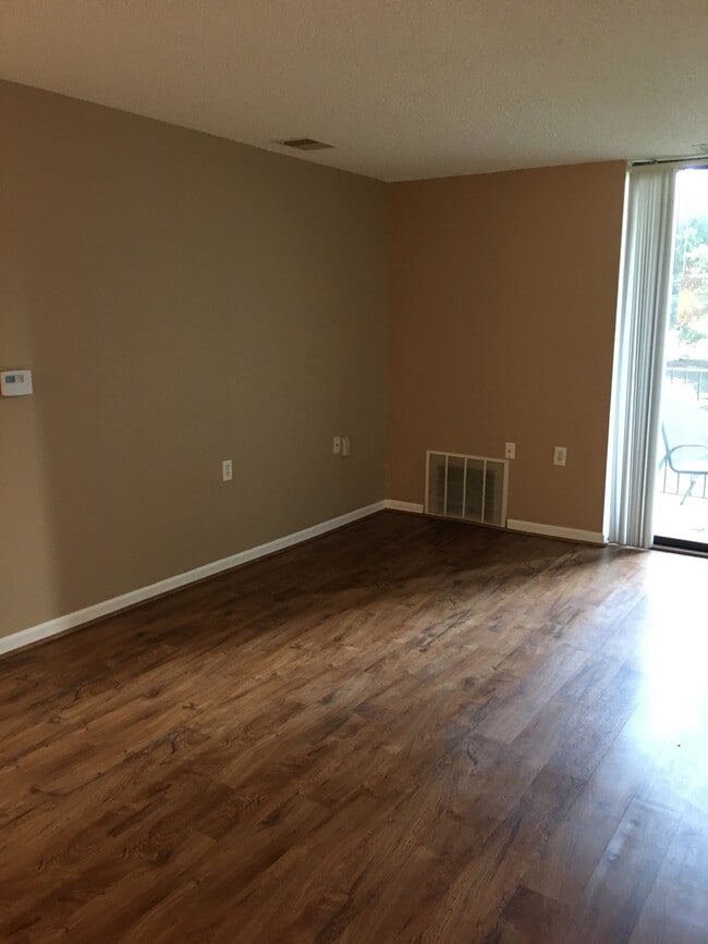 Living Room - 1750 N Marywood Ave Unit 106