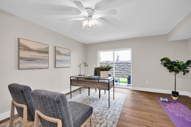 Photo - 4488 Butterfield Pl