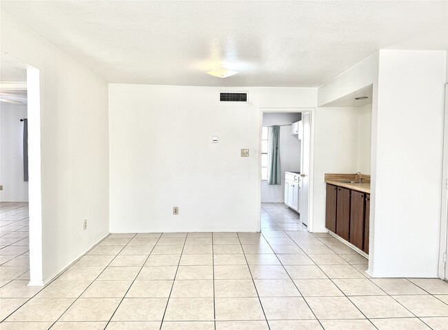 Photo - 8323 Wilcrest Dr Unidad 7002