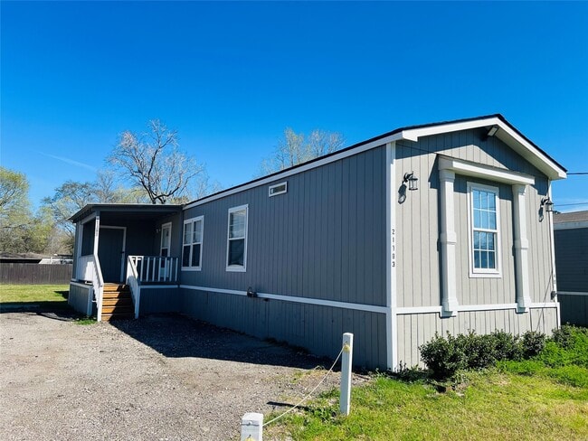 Building Photo - 21393 Ruth Dr