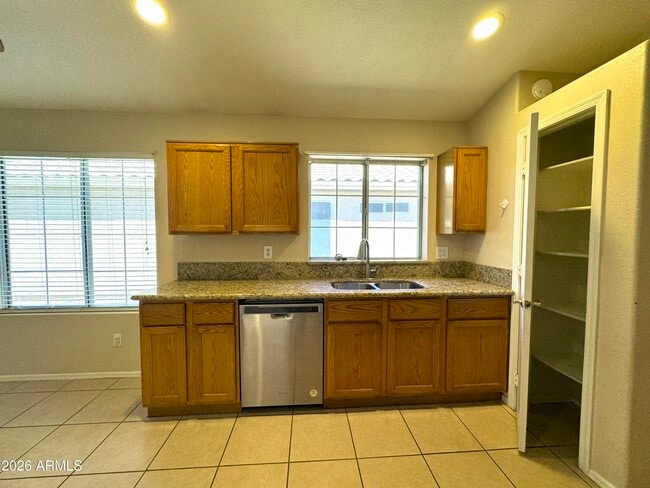 Photo - 629 N Kenneth Pl