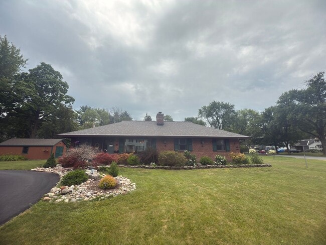Photo - Charming 3-Bedroom Home + Bonus Room in Prime Niskayuna Location!