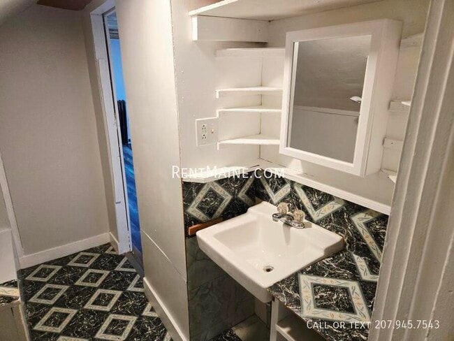 Photo - 67 Cedar St Unit 3