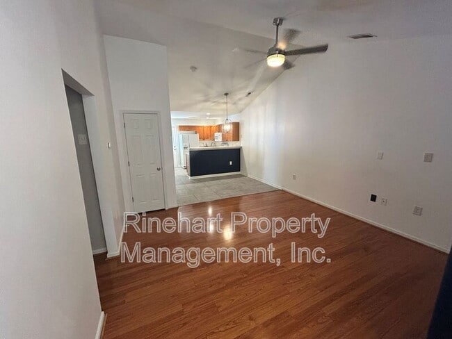 Photo - 409 Lexie Ln