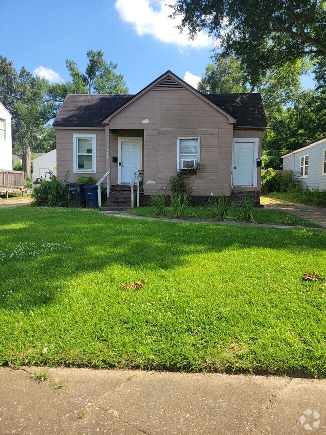 Building Photo - Charming 1-Bedroom Duplex in Historic High... Rental