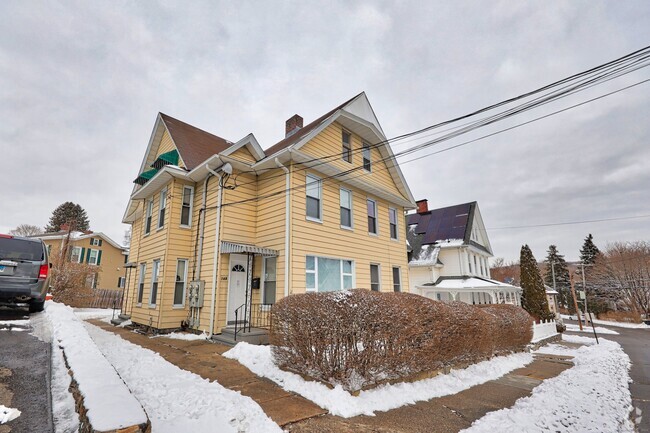 Building Photo - 143 Tremont St Rental