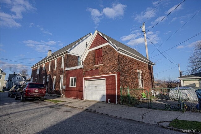 Photo - 901 South Park Ave