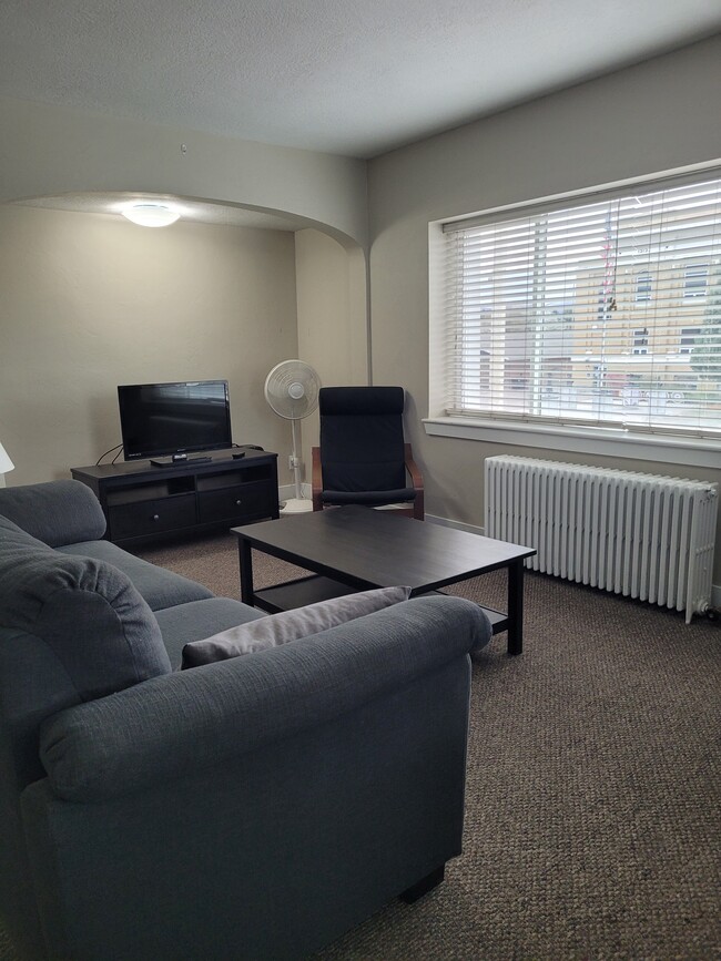 Roost - Roost Condo Unit 1 - Furnished