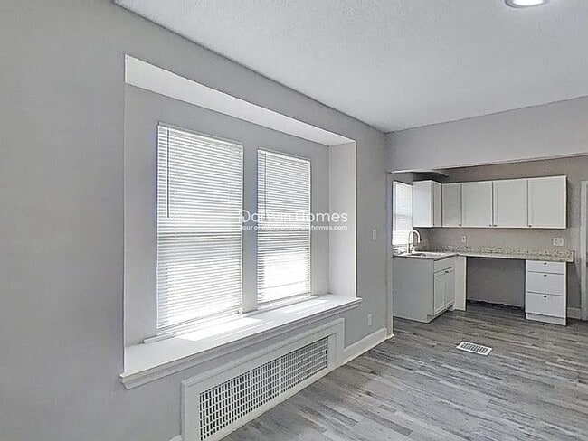 Photo - 4518 Chestnut Ave
