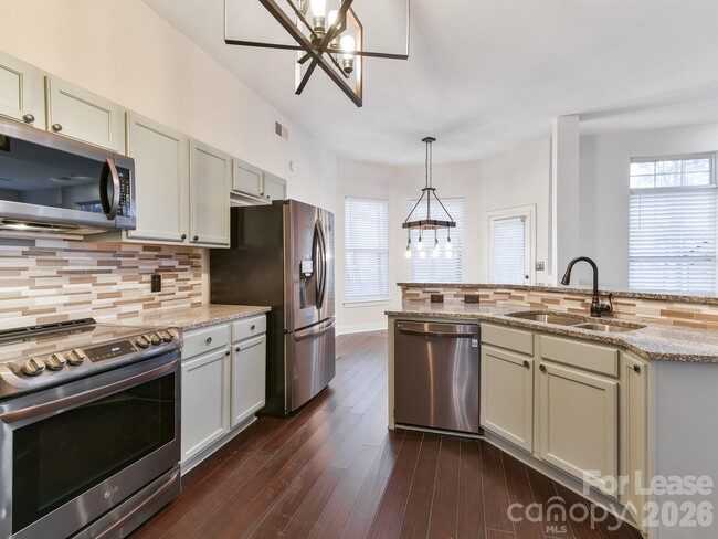 Photo - 6820 Charter Hills Rd