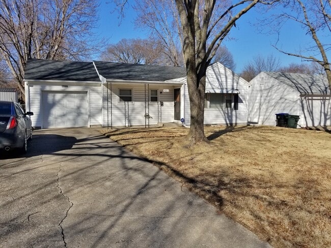 Photo - Great ranch style home near Shunga Park an...