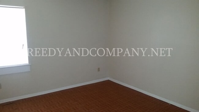 Photo - 3990 Ashview Cove