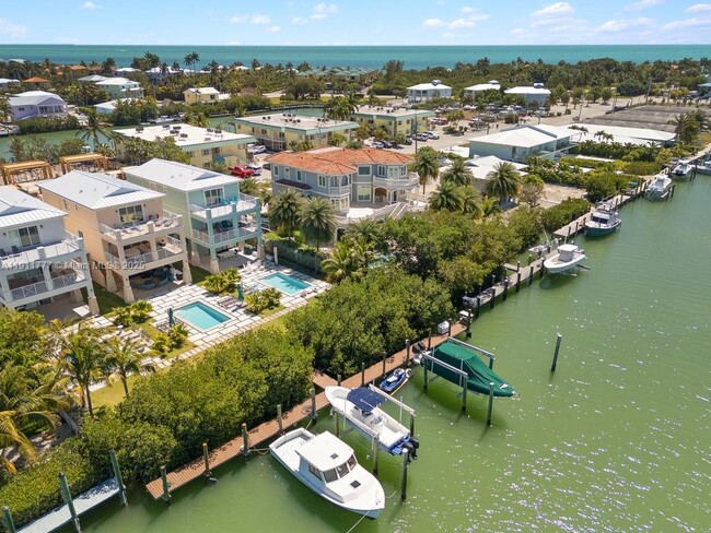 Building Photo - 112 Ave D Unit 1