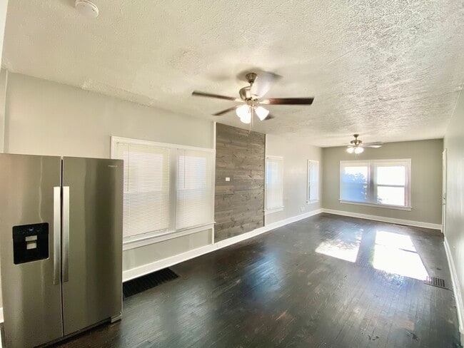 Photo - 249 Cecil Ave