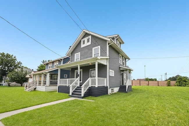 Photo - 1025 Howard St