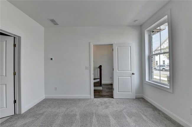 Photo - 5422 Howington Ct