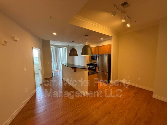 Building Photo - 414 Water St Unit 3109