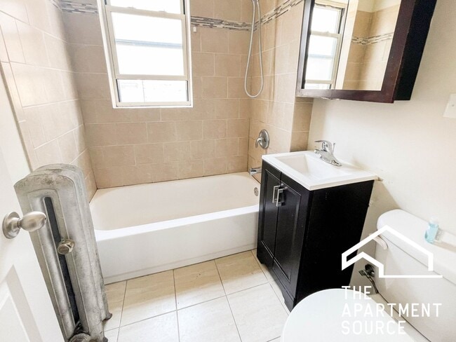 Photo - 1930 W Winona St Unit 2