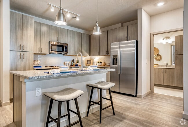 2BR, 2BA - 1,121 - B1B Floorplan