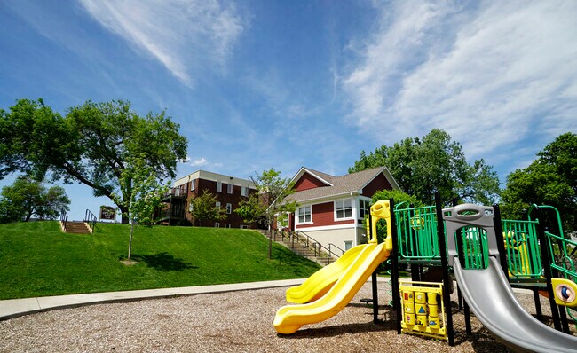 Rolling Hills Apartments