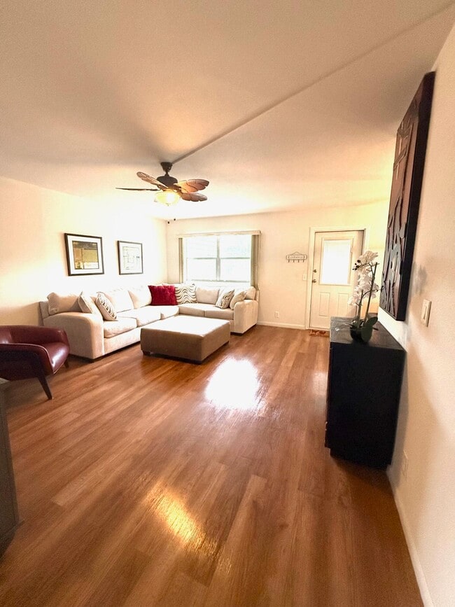 Photo - 184 Monaco Blvd
