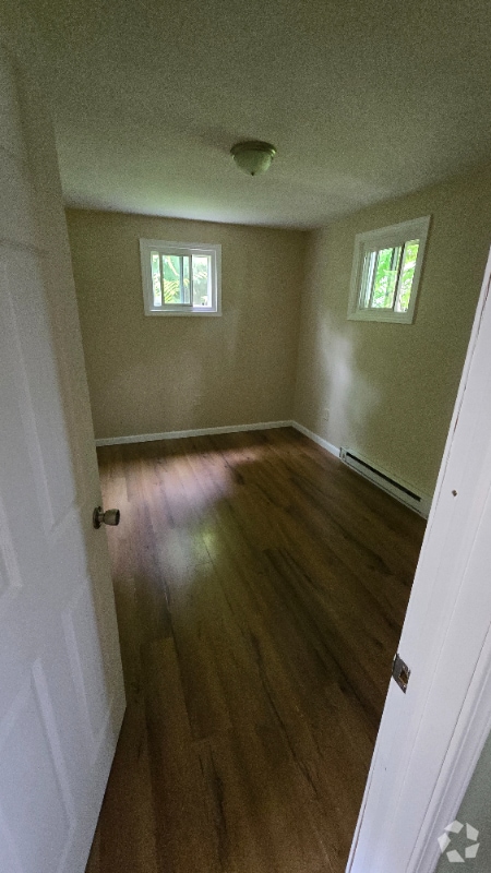 Building Photo - 503 Front St Rental
