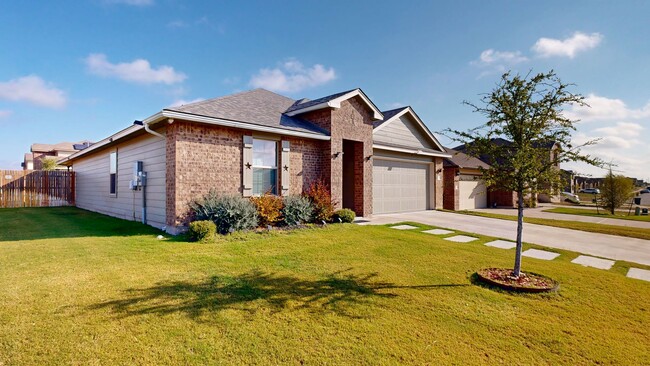 Photo - Stunning 4 bedroom home in pristine condition!!!