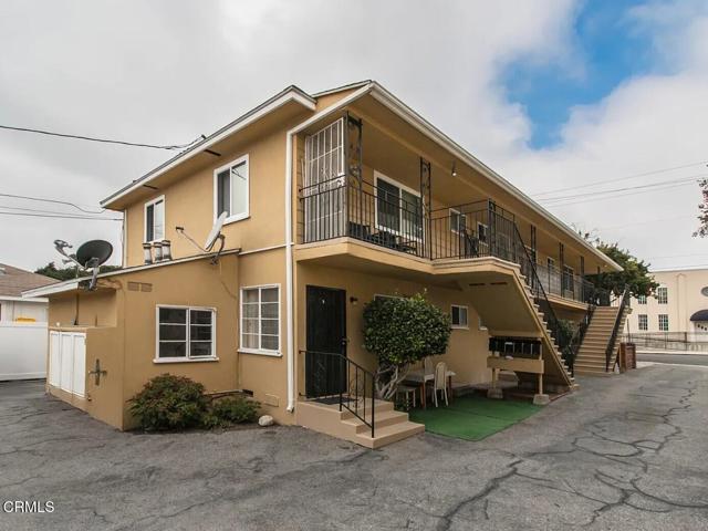 Building Photo - 268 E Providencia Ave Unit E