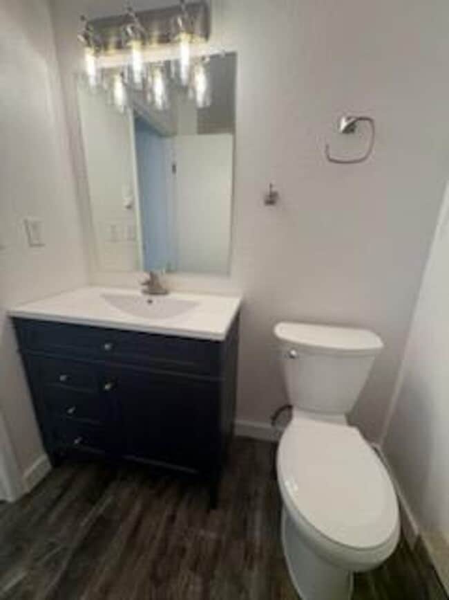 801 Ball St Unit E