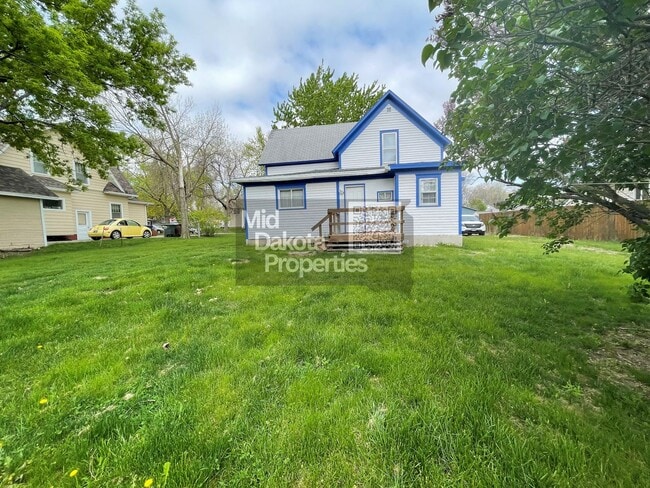 Photo - 1016 S Duff- 4 bedroom House