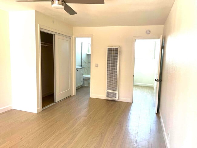 4020 W Rosecrans Ave Unit A