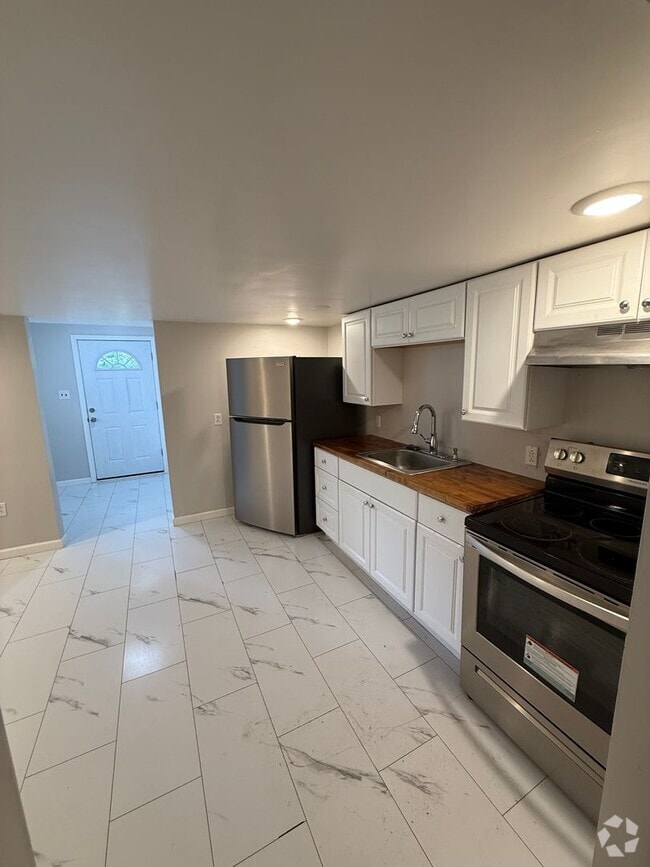 Building Photo - 9918 Frankstown Rd Unit 1 Rental