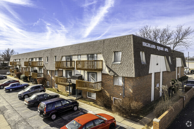 Highland Square - Highland Square Apartments