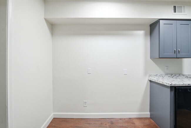 Photo - The Pines at Manhattan