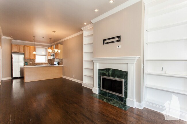 Photo - 3852 N Southport Ave Unit 2