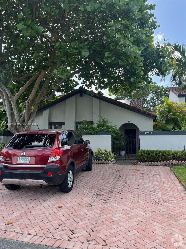 Building Photo - 17919 NW 66th Ct Rental