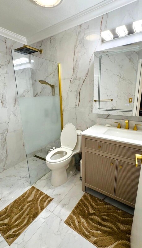 Photo - 544 NW 38th Ave