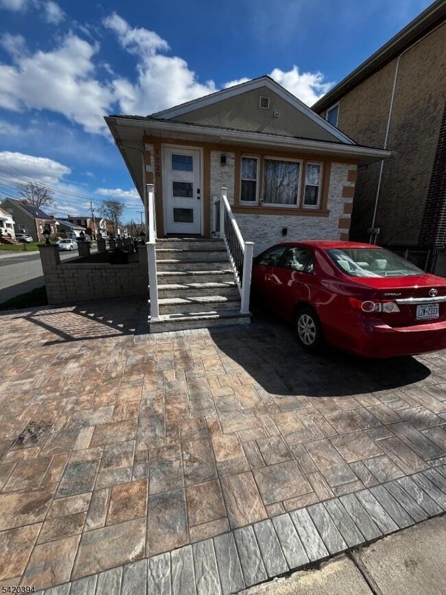 Photo - 1720 Grier Ave