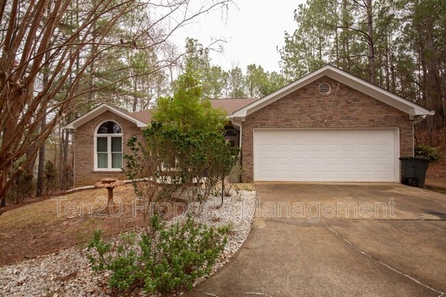 Photo - 185 Spruce Dr House